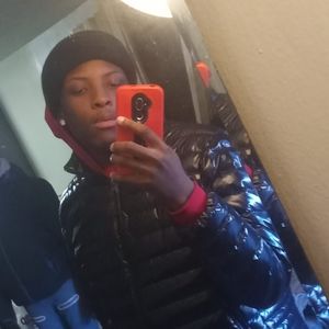 Meet your Posher, Deshawn